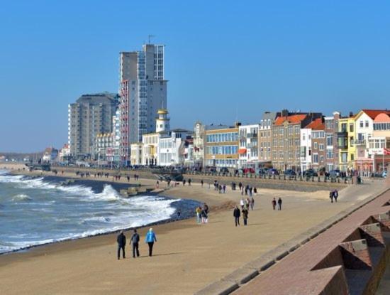 Bolton Boulevard Beach Rooms Vlissingen Kültér fotó
